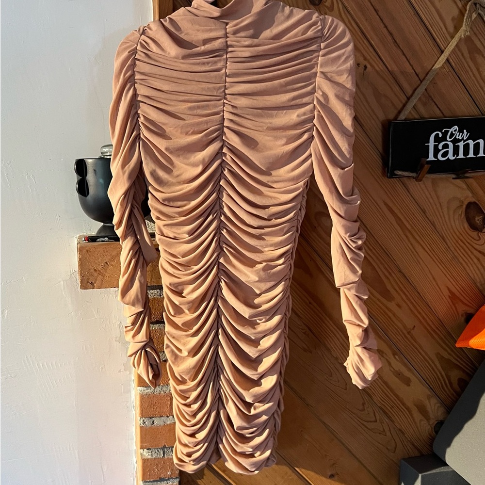 House of CB London Soleil Dress scrunched up flattering bodycon dress Size L🔥 - Picture 10 of 11